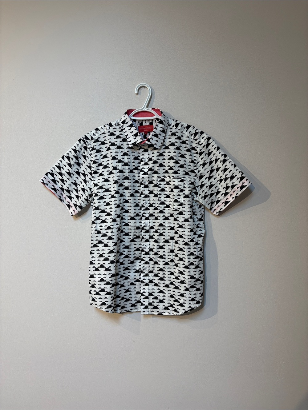Casual Short-Sleeve Button-Down Shirt in White & Black